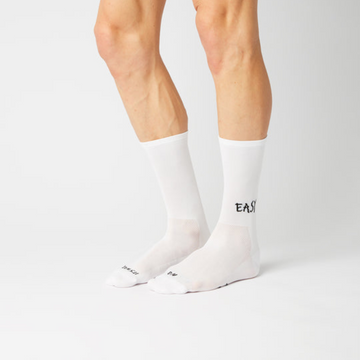 fingerscrossed-classic-socks-easy-white