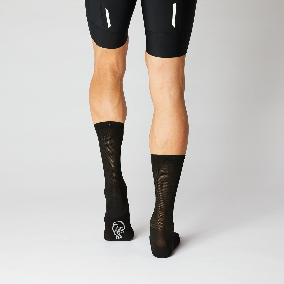 fingerscrossed-super-light-socks-black