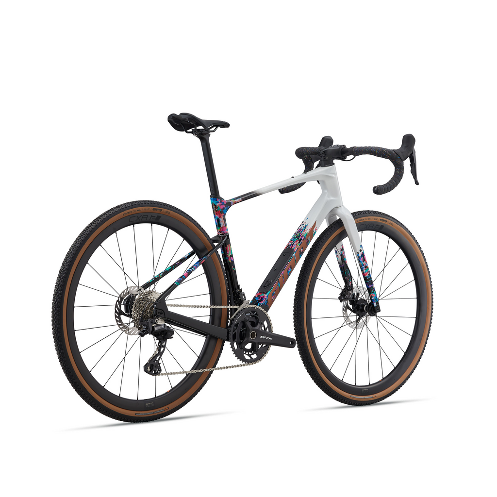 Giant Revolt Advanced 0 SE Gravel Bike - Radio Spectrum
