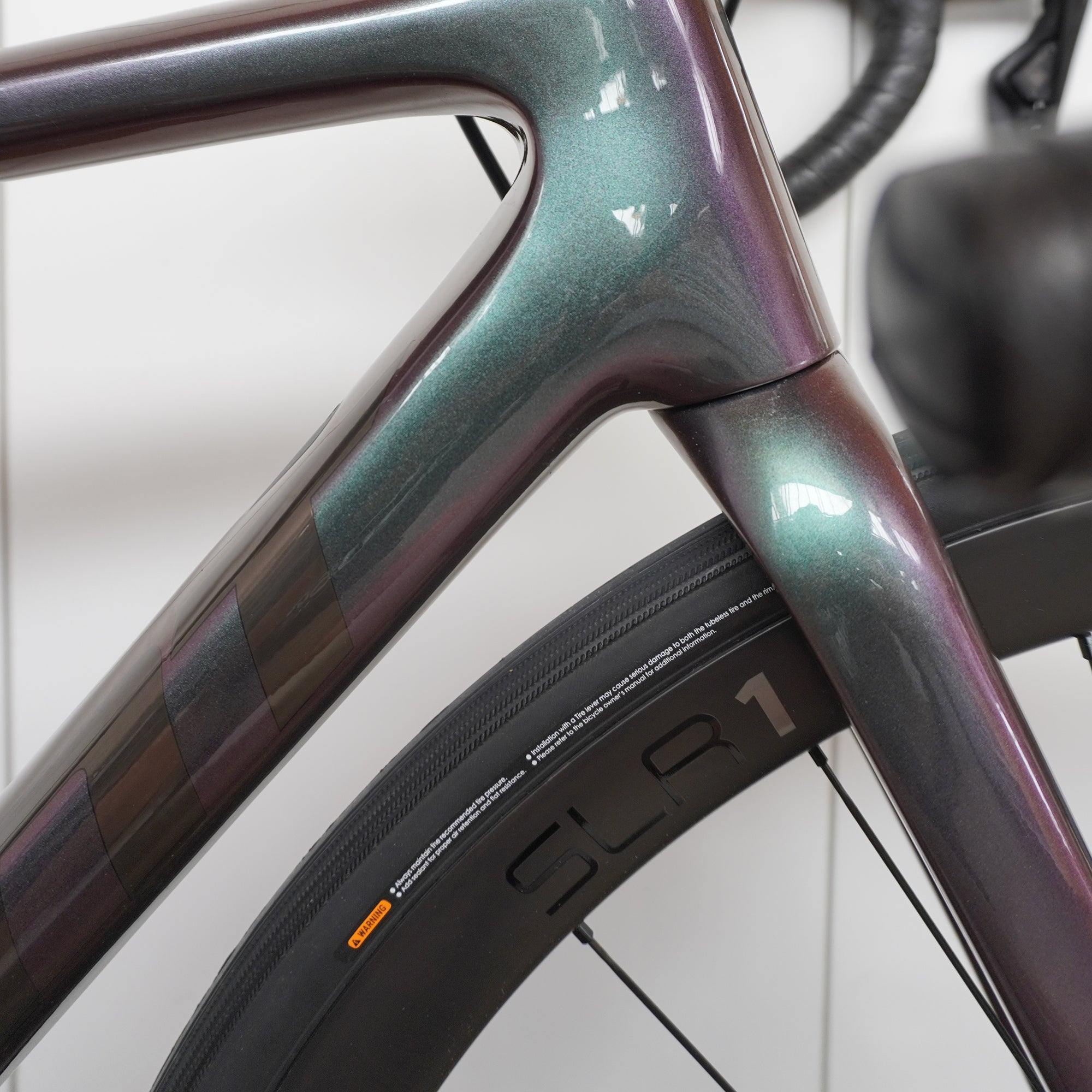 Giant TCR Advanced Pro Disc 0 AR Road Bike - Dark Iridescent