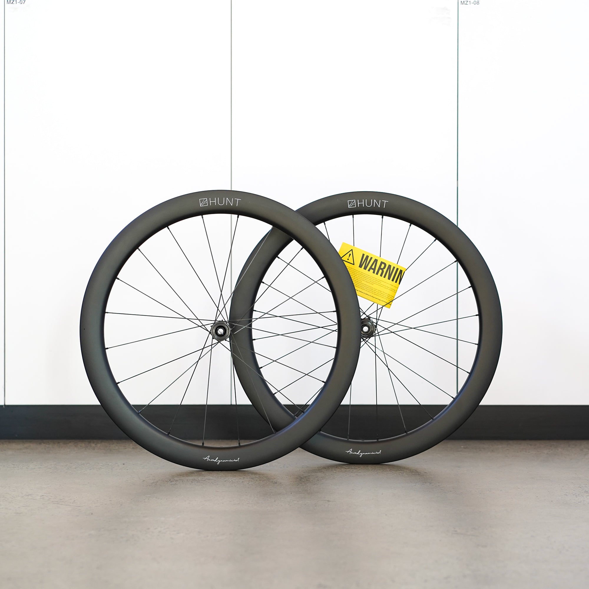 HUNT 54 Aerodynamicist Carbon Disc Wheelset