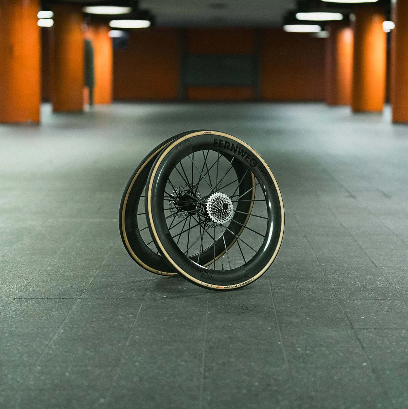 Lightweight Fernweg 63 EVO Pro Schwarz Edition Disc Wheelset
