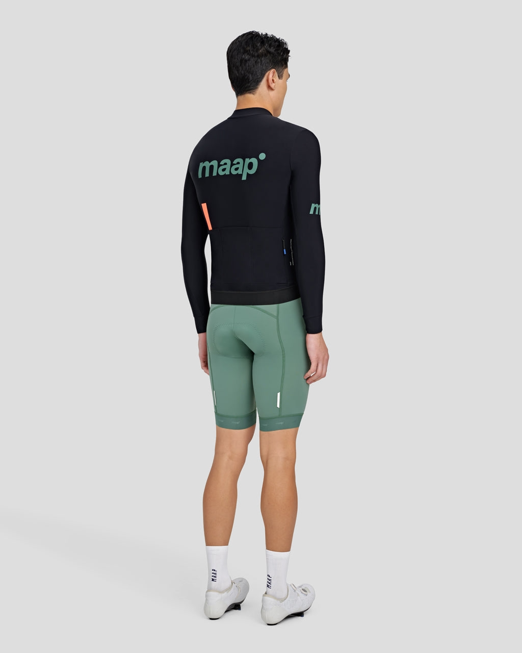 maap-thermal-training-ls-jersey-black-model-back