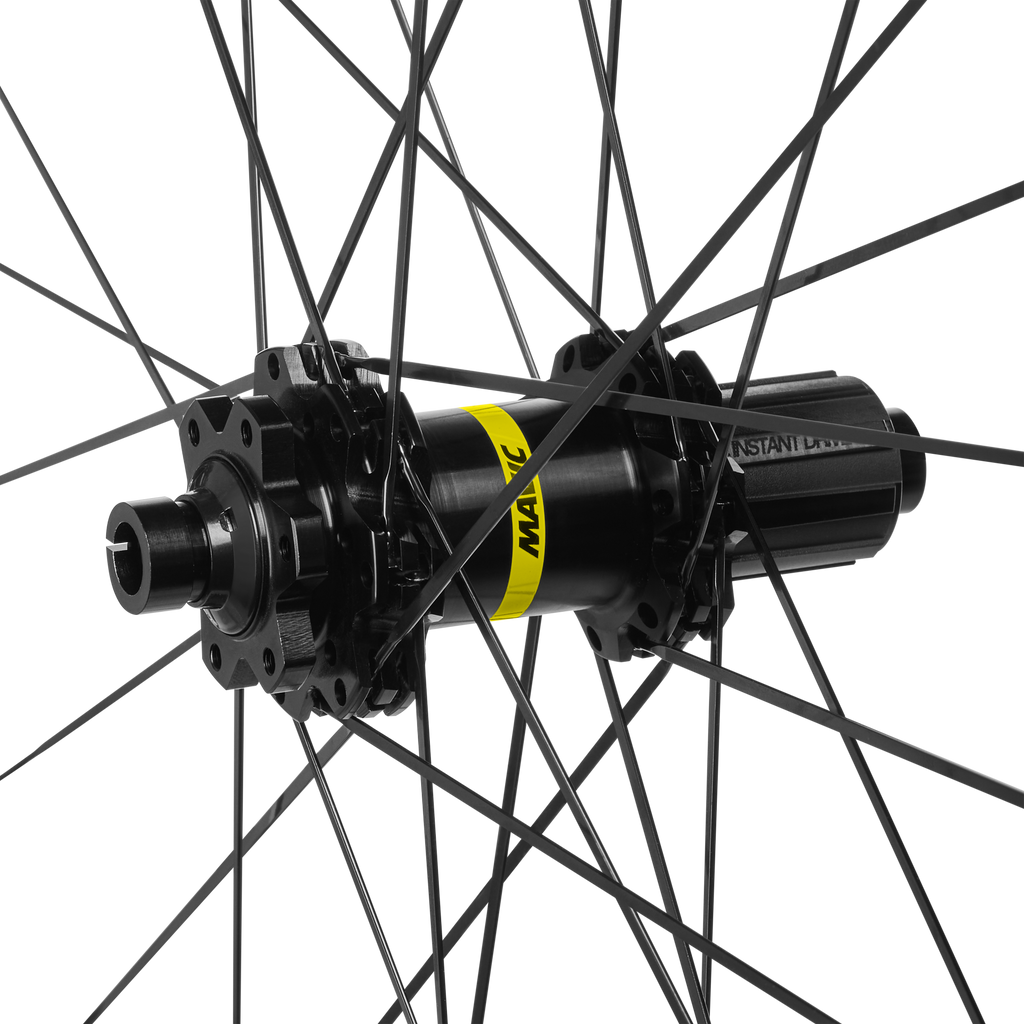 mavic-e-deemax-s-35-27-5-wheelset-closeup