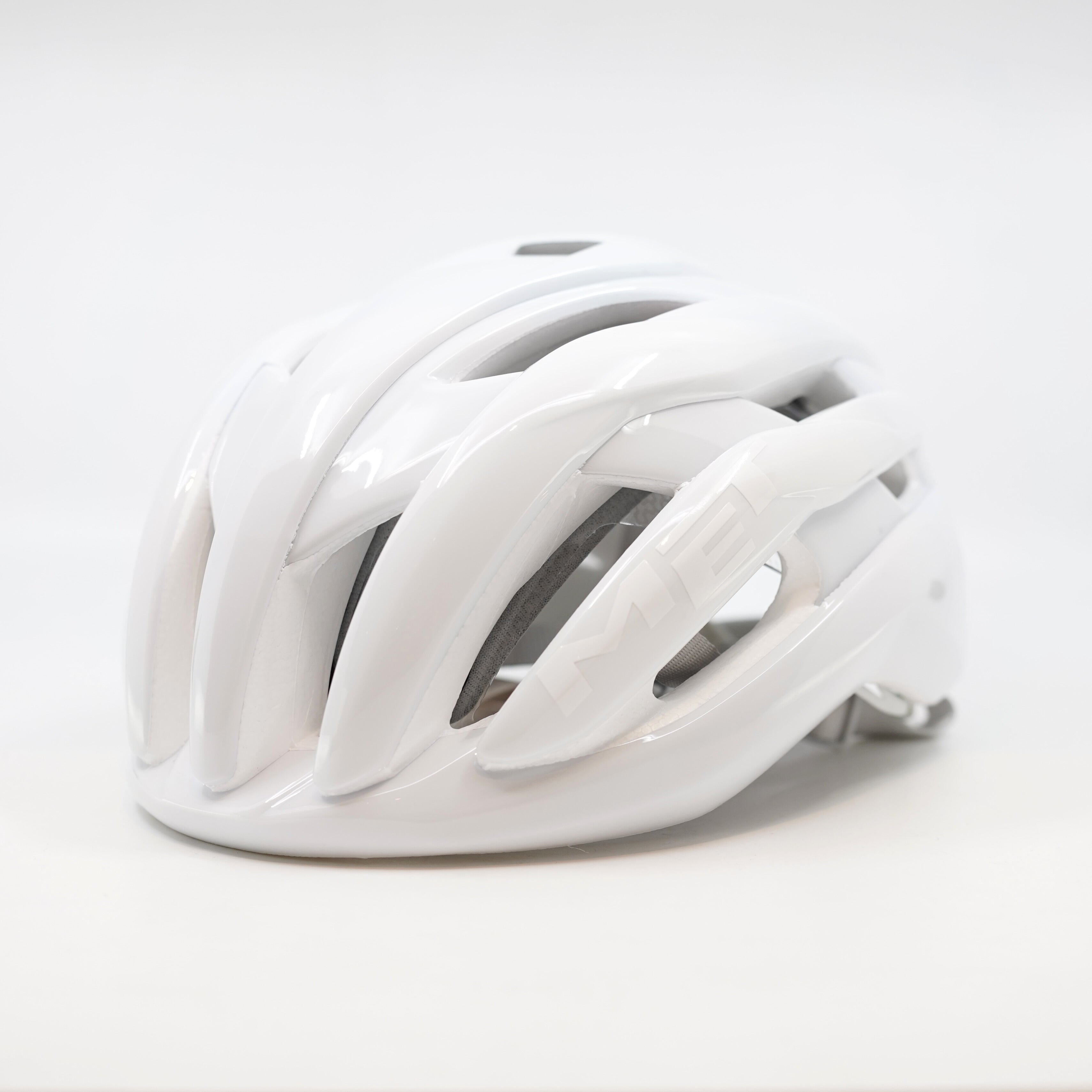 MET Trenta MIPS Road Helmet - Absolute White Limited Edition