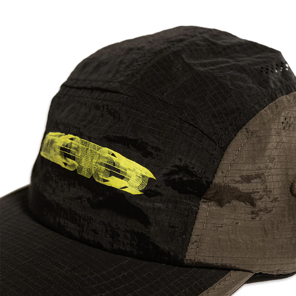 never-run-blur-cap