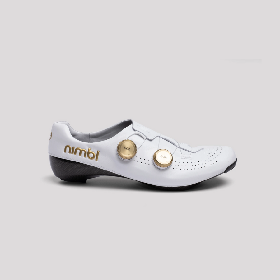nimbl-exceed-ultimate-glide-road-shoe-white-gold-outside
