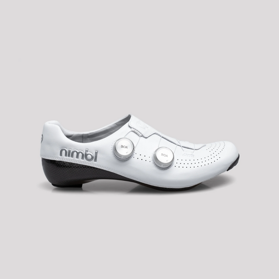 nimbl-exceed-ultimate-glide-road-shoe-white-silver-outside