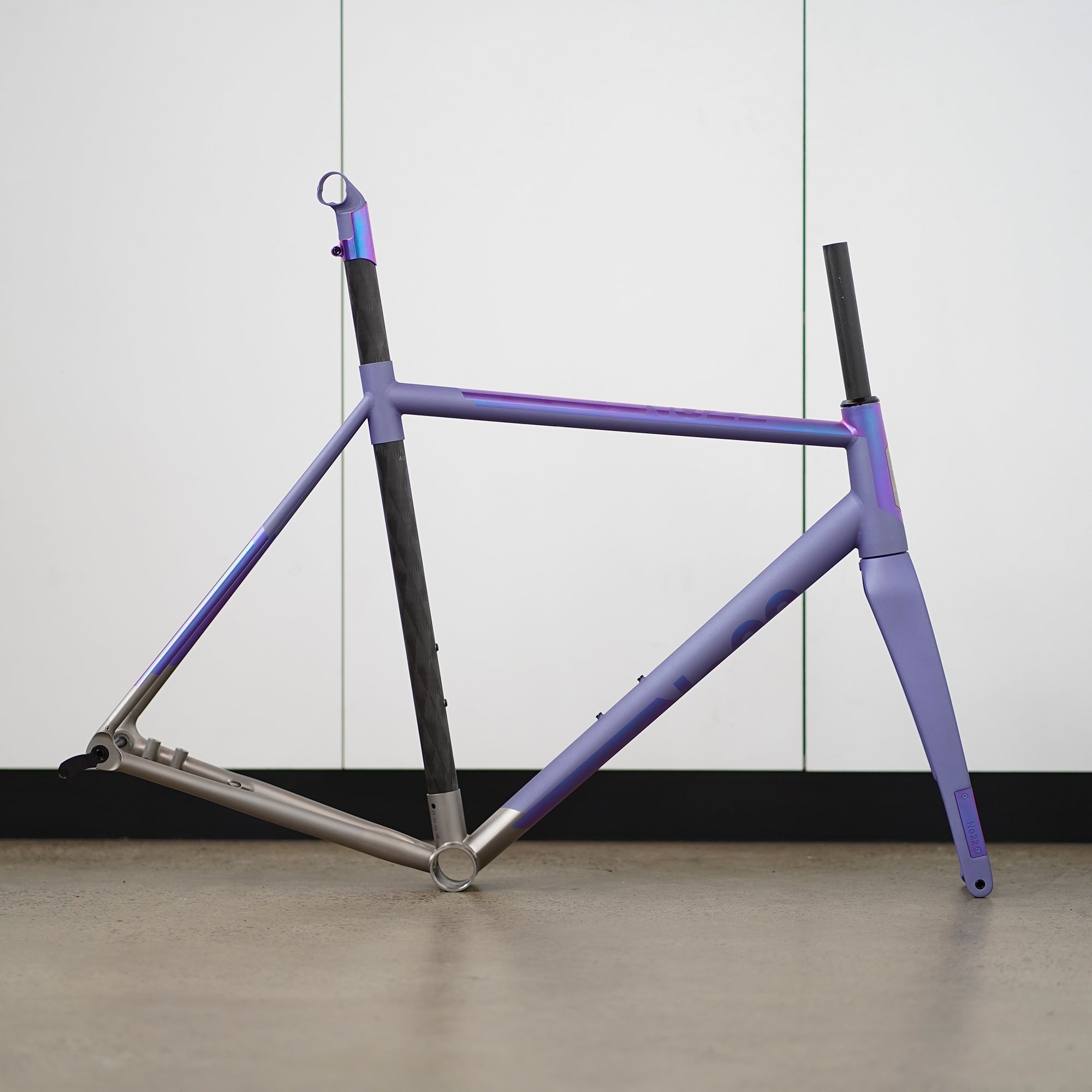 No. 22 Aurora Titanium Road Disc Frameset - 56cm Crushed Orchid