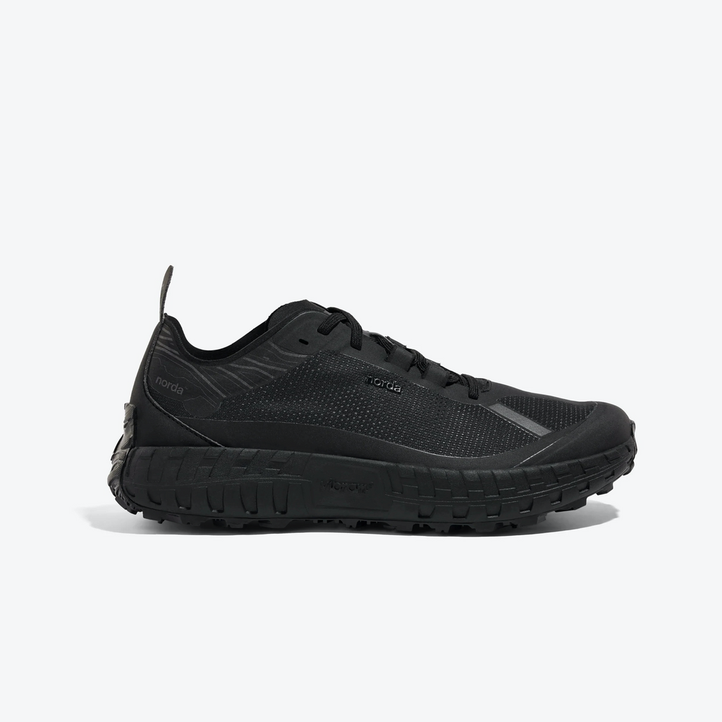 norda-001-g-graphene-trail-running-shoe-stealth-black-side