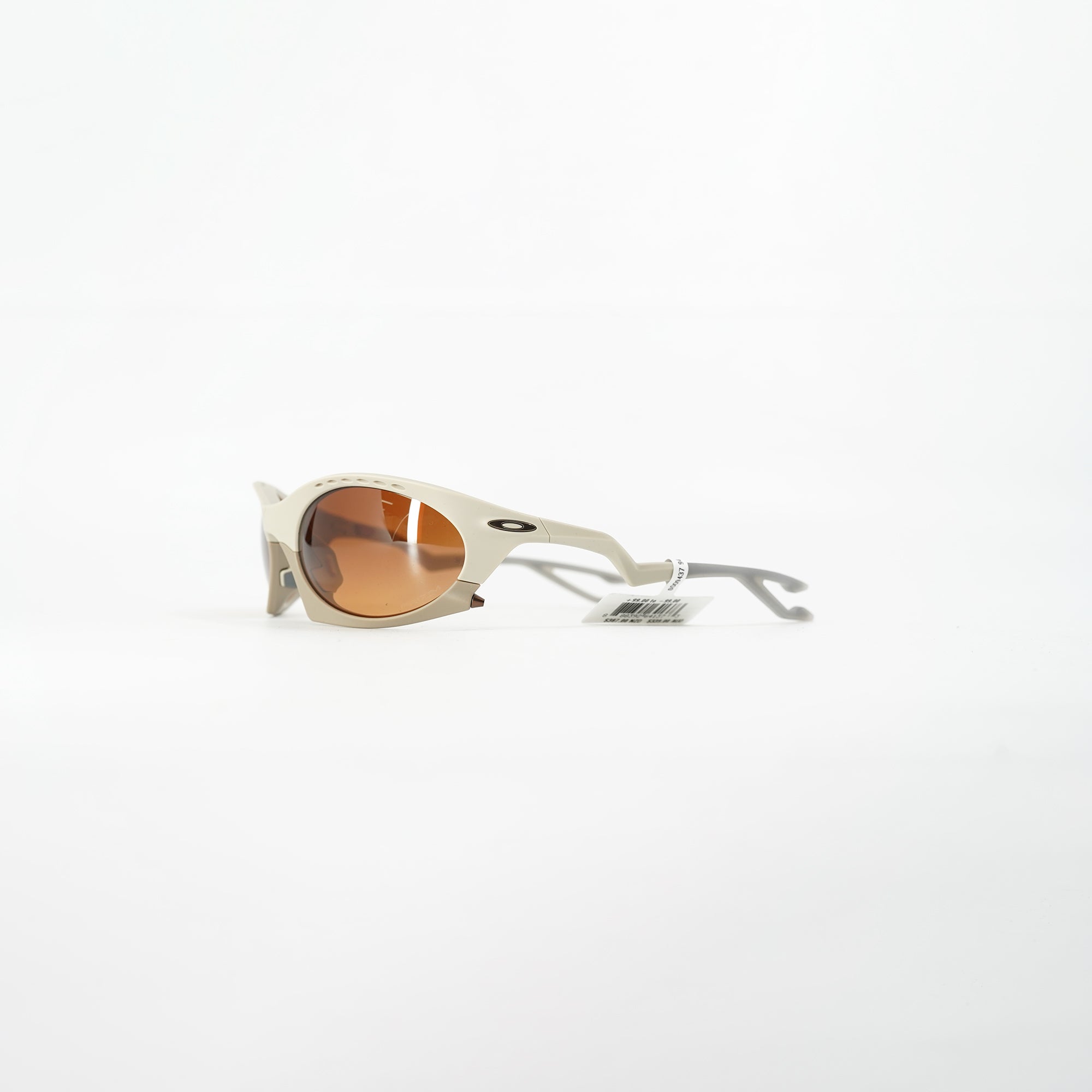 Oakley Plantaris 哑光沙色（Prizm 棕色渐变镜片）