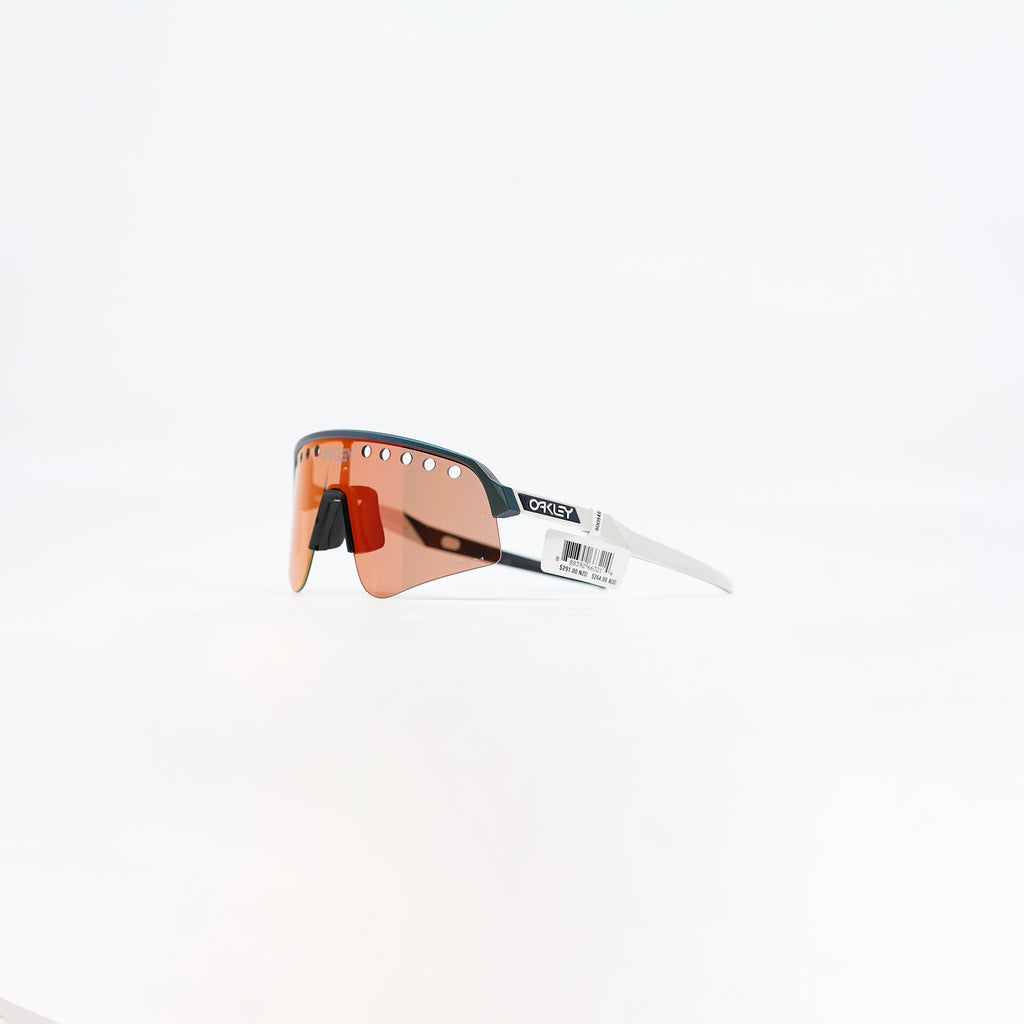 Oakley Sutro Lite Sweep Sunglasses - Matte Silver/Blue Colorshift (Prizm Trail Torch Lens)