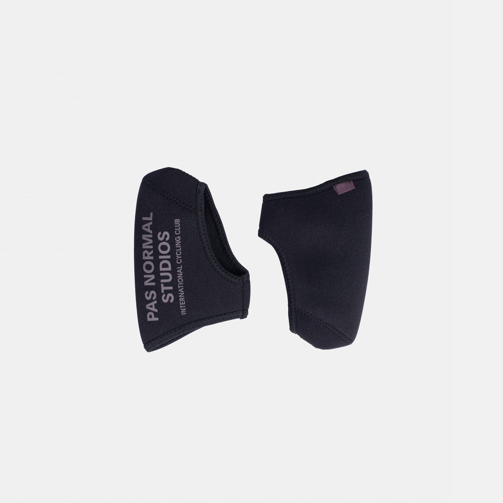 pas-normal-studios-control-toe-cover-black