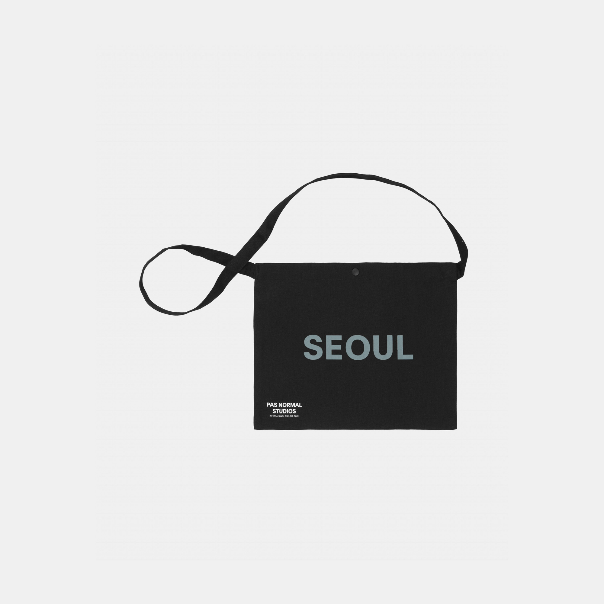 pas-normal-studios-musette-bag-seoul