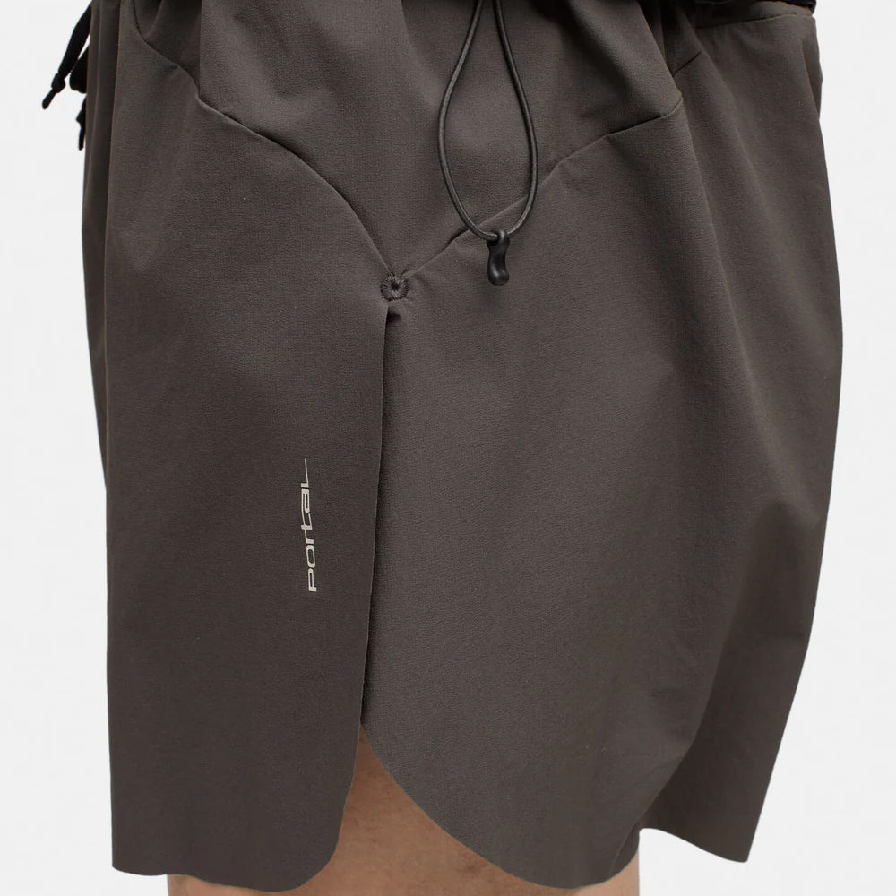 Portal Ambit Ultra Shorts - Beluga/Dark Olive – CCACHE