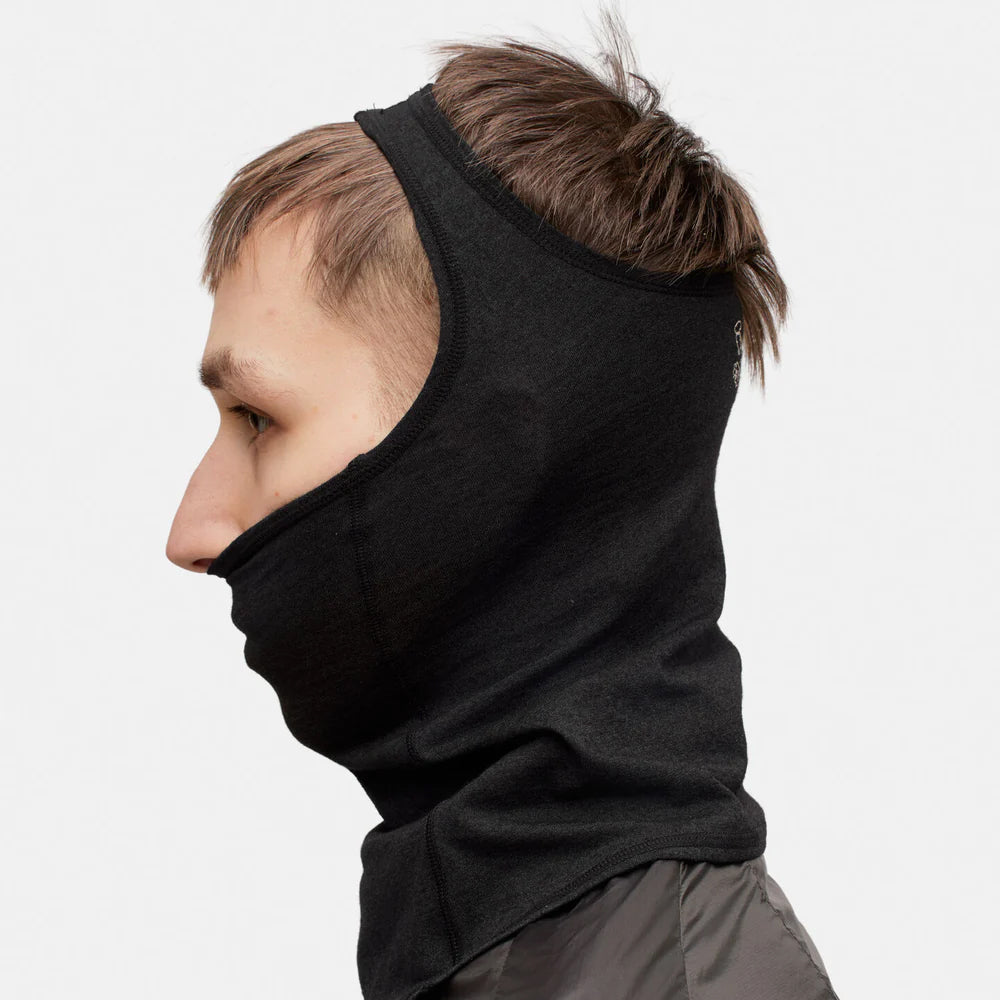 portal-drift-merino-gaitor-black-beauty