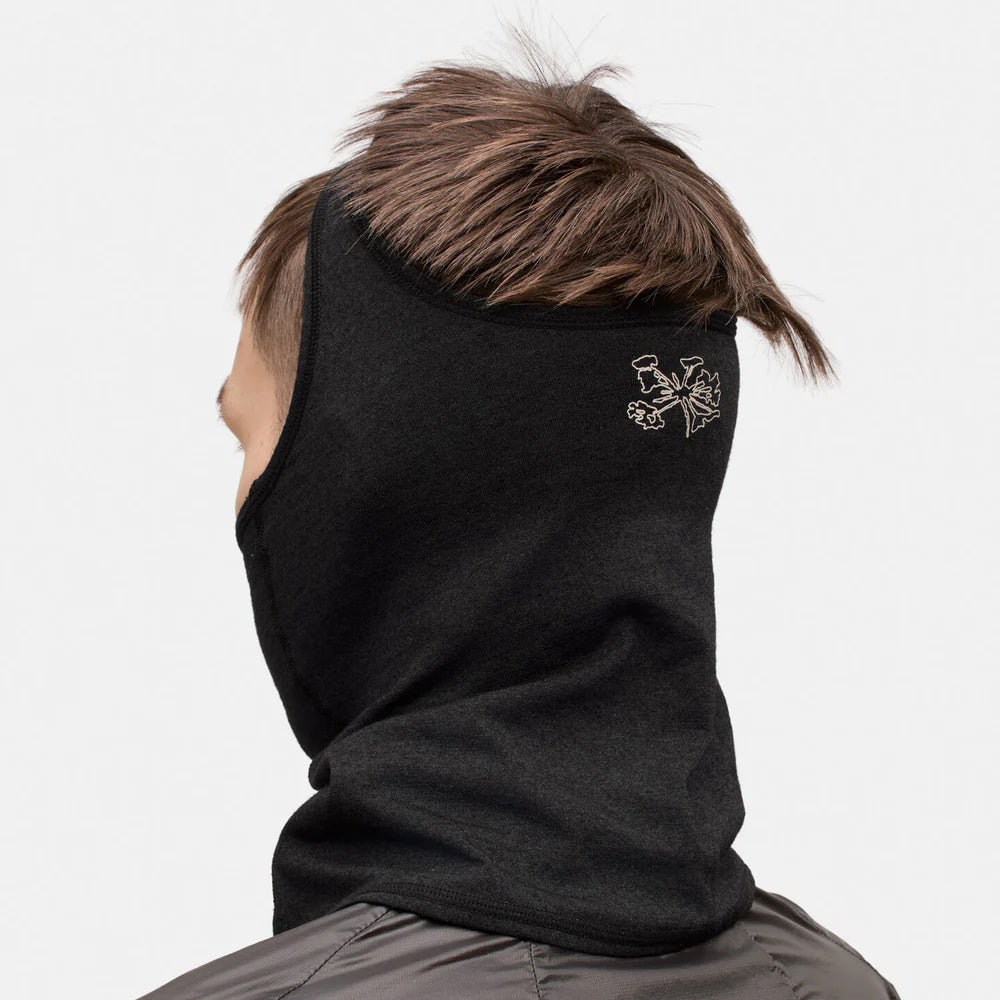 portal-drift-merino-gaitor-black-beauty