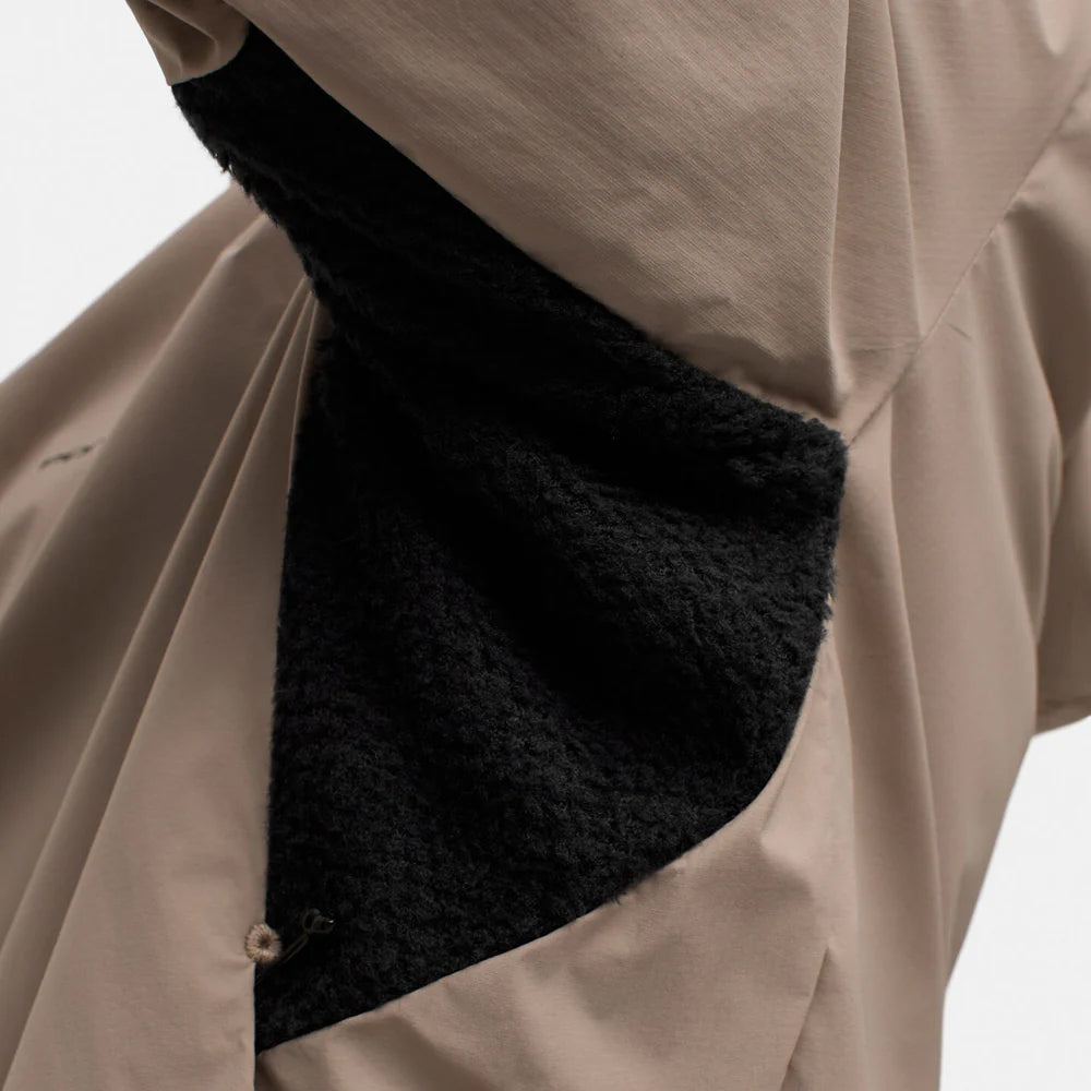 Portal Level Alpha Jacket - Desert Taupe