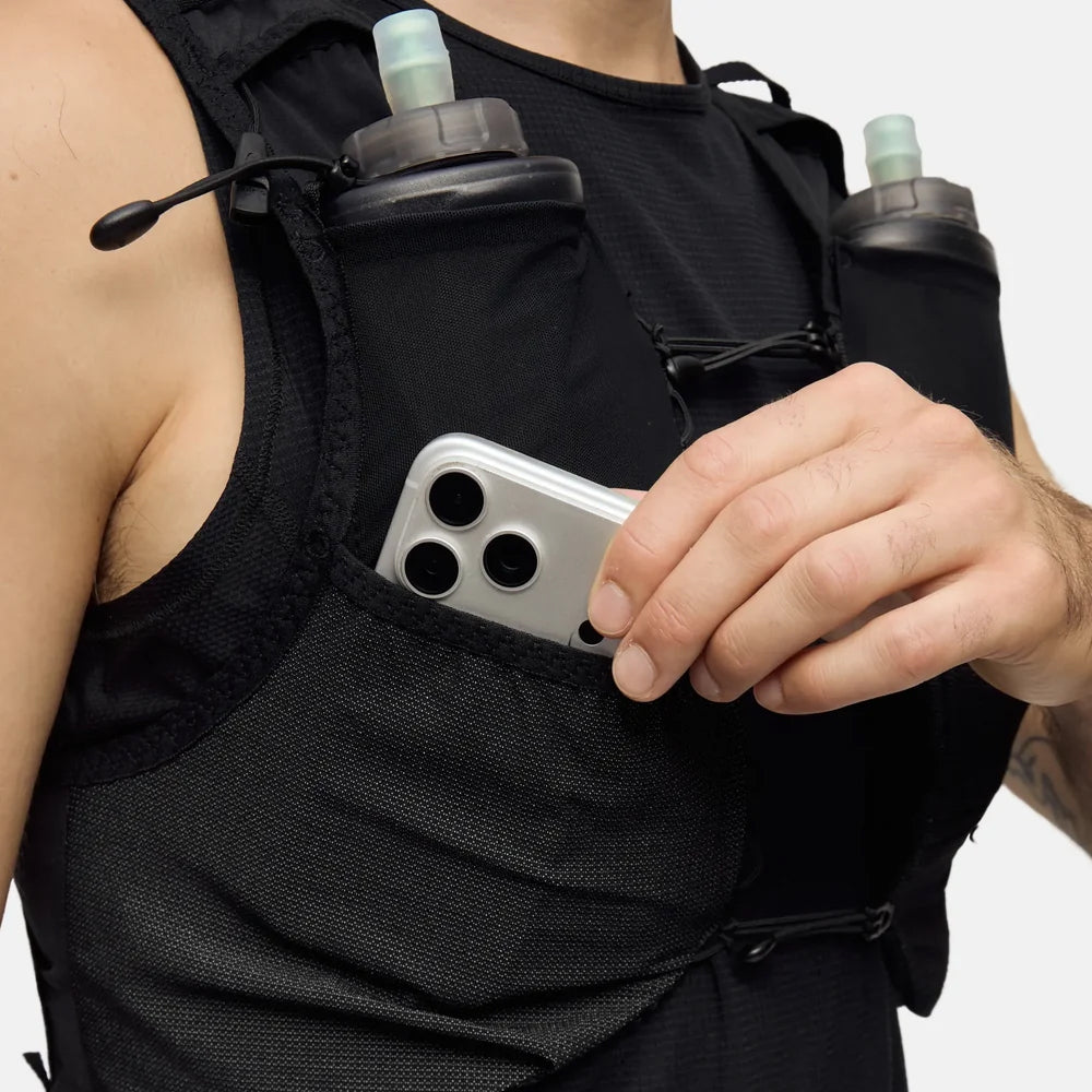 portal-passage-cargo-vest-black-beauty