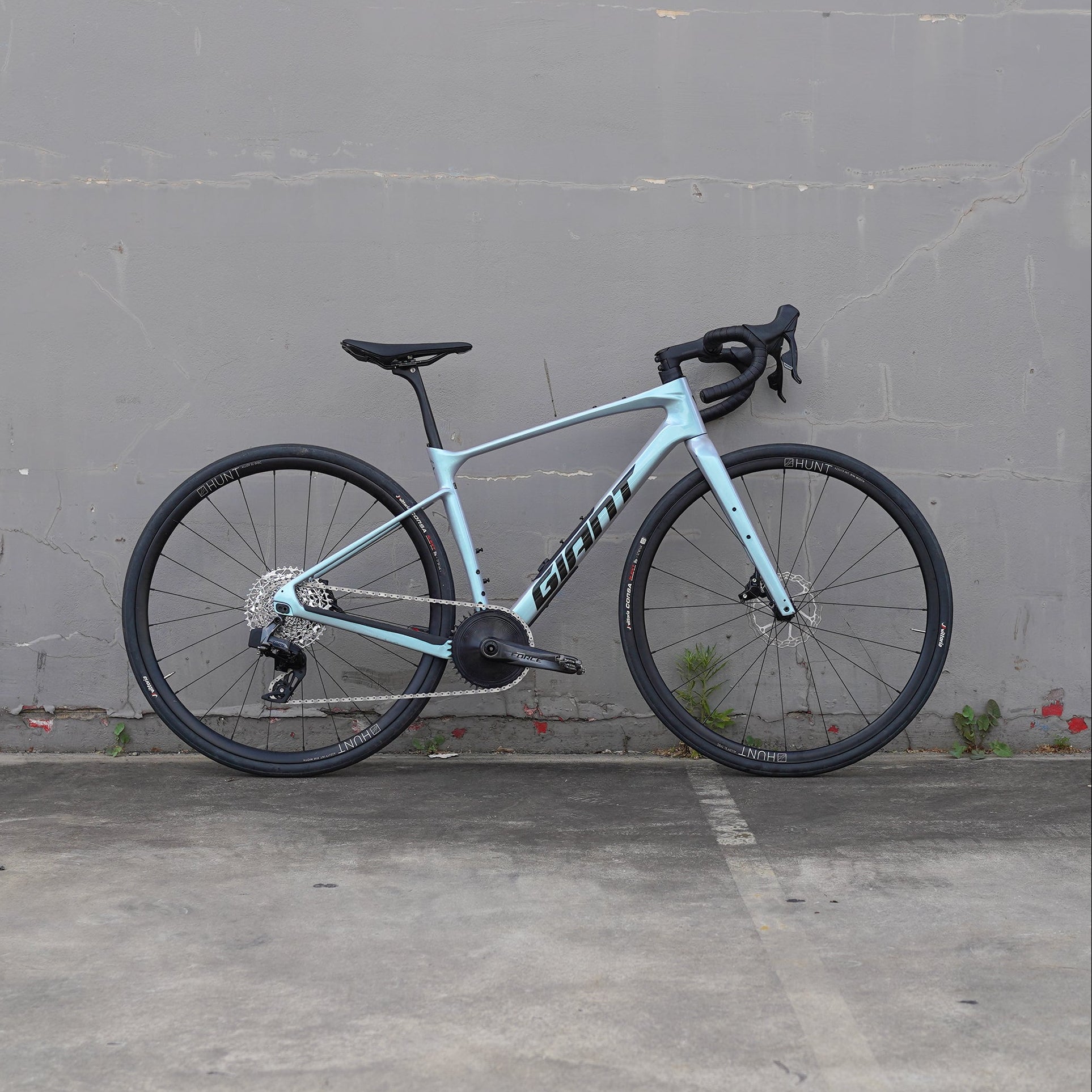 Preloved / Giant Revolt Advanced 0 Pro Custom Build - Prismatic Haze XS