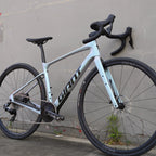 Preloved / Giant Revolt Advanced 0 Pro Custom Build - Prismatic Haze XS