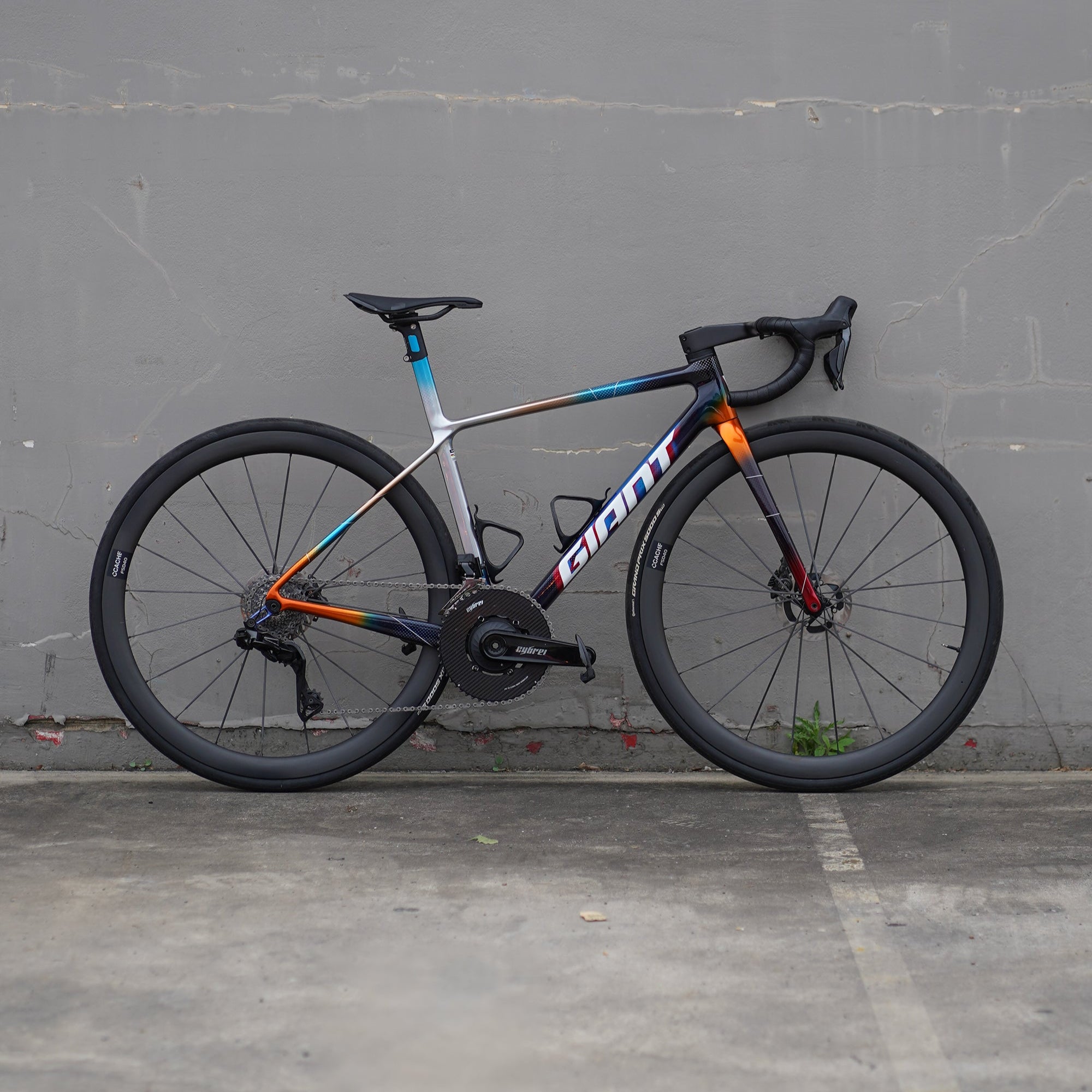 Preloved / Giant TCR Advanced SL Complete Build - Maraya Team XS