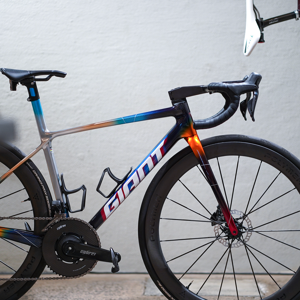 Preloved / Giant TCR Advanced SL Complete Build - Maraya Team XS
