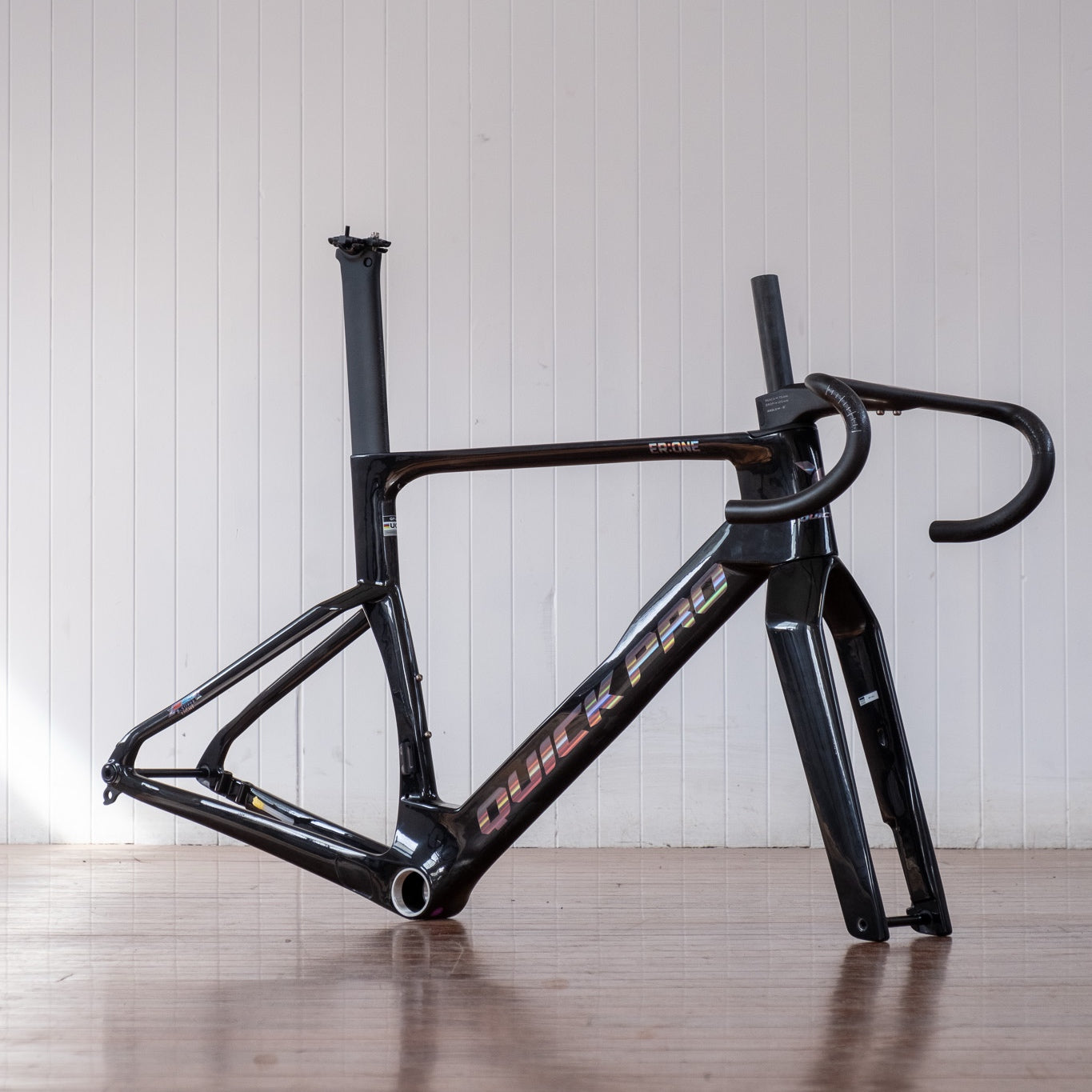 Quick Pro ER:ONE Aero Road Frameset - Carbon Black