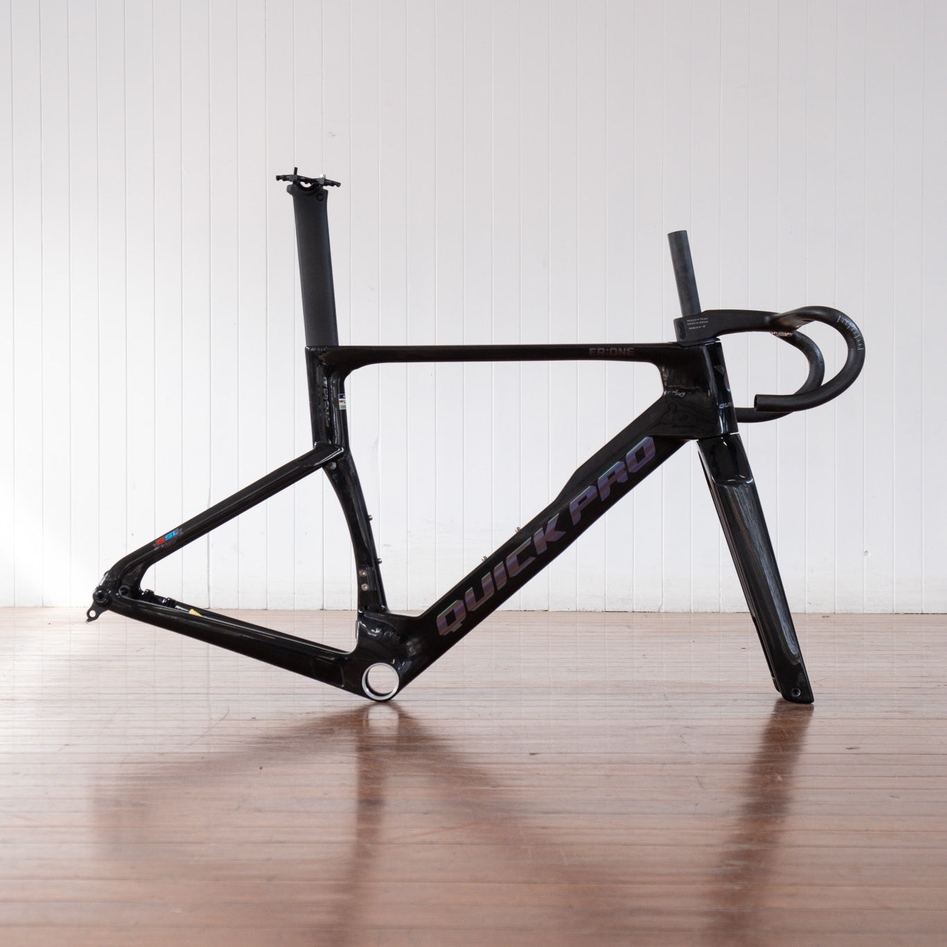 Quick Pro ER:ONE Aero Road Frameset - Carbon Black – CCACHE