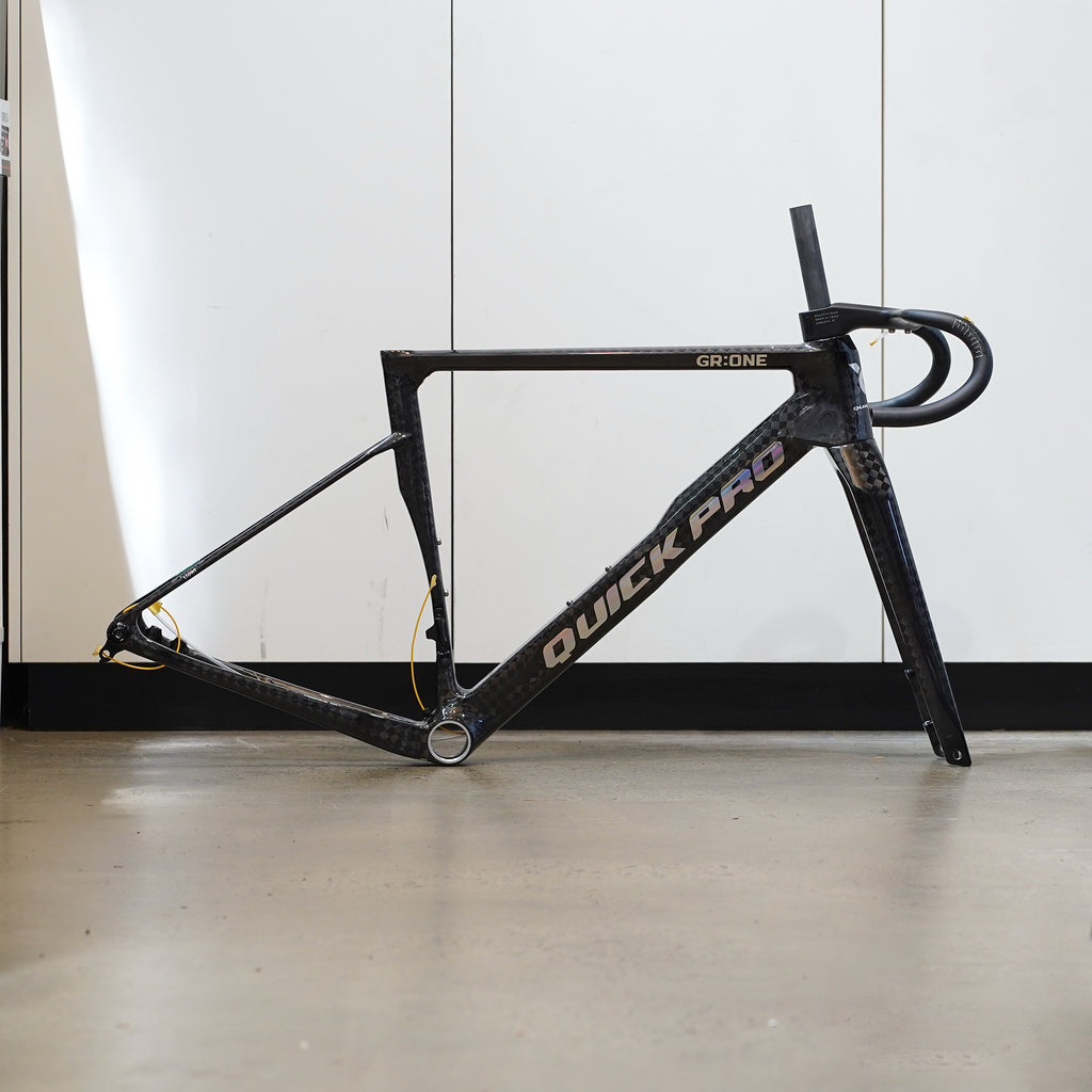 Quick Pro GR:ONE Gravel Frameset - Carbon Black