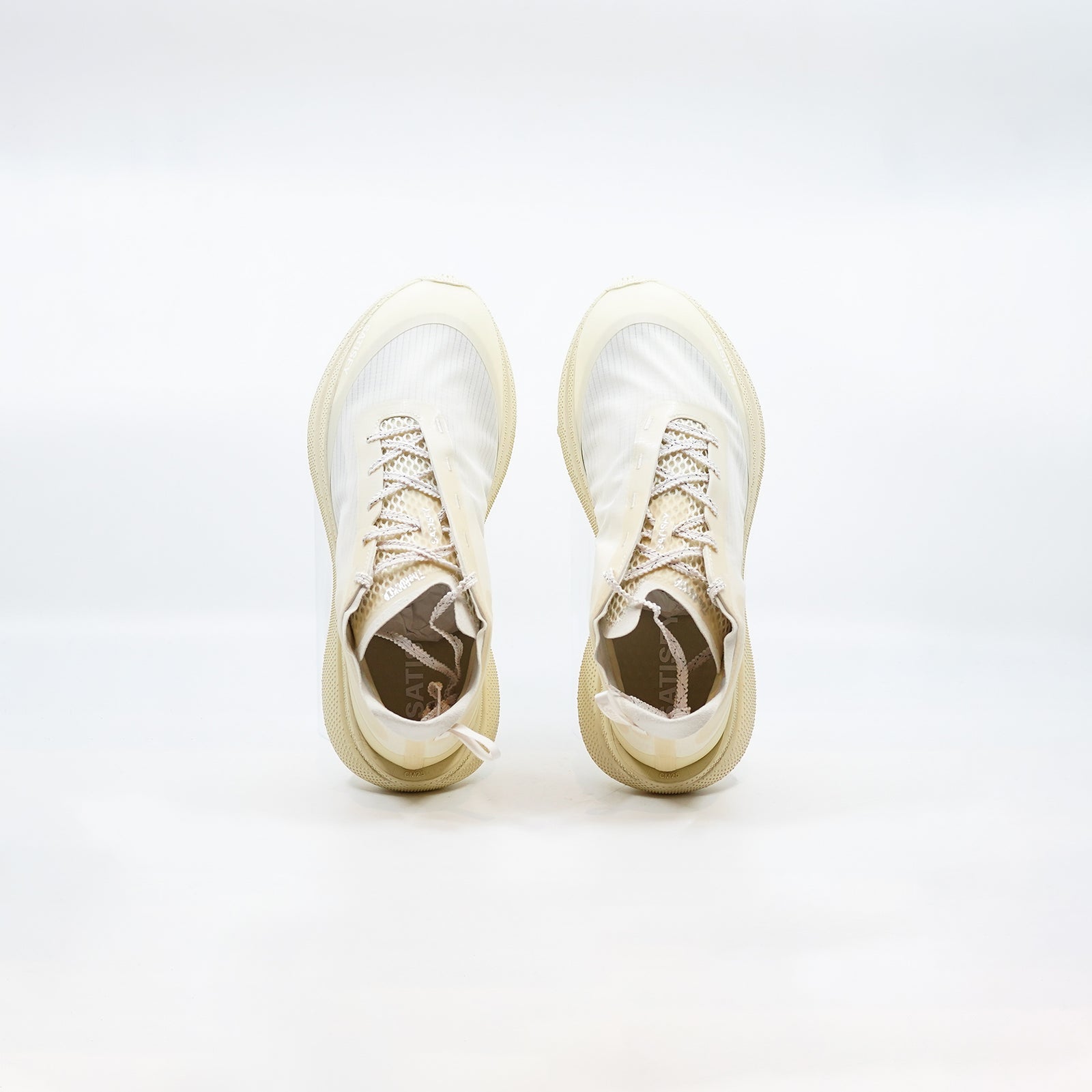 satisfy-therocker-antique-white