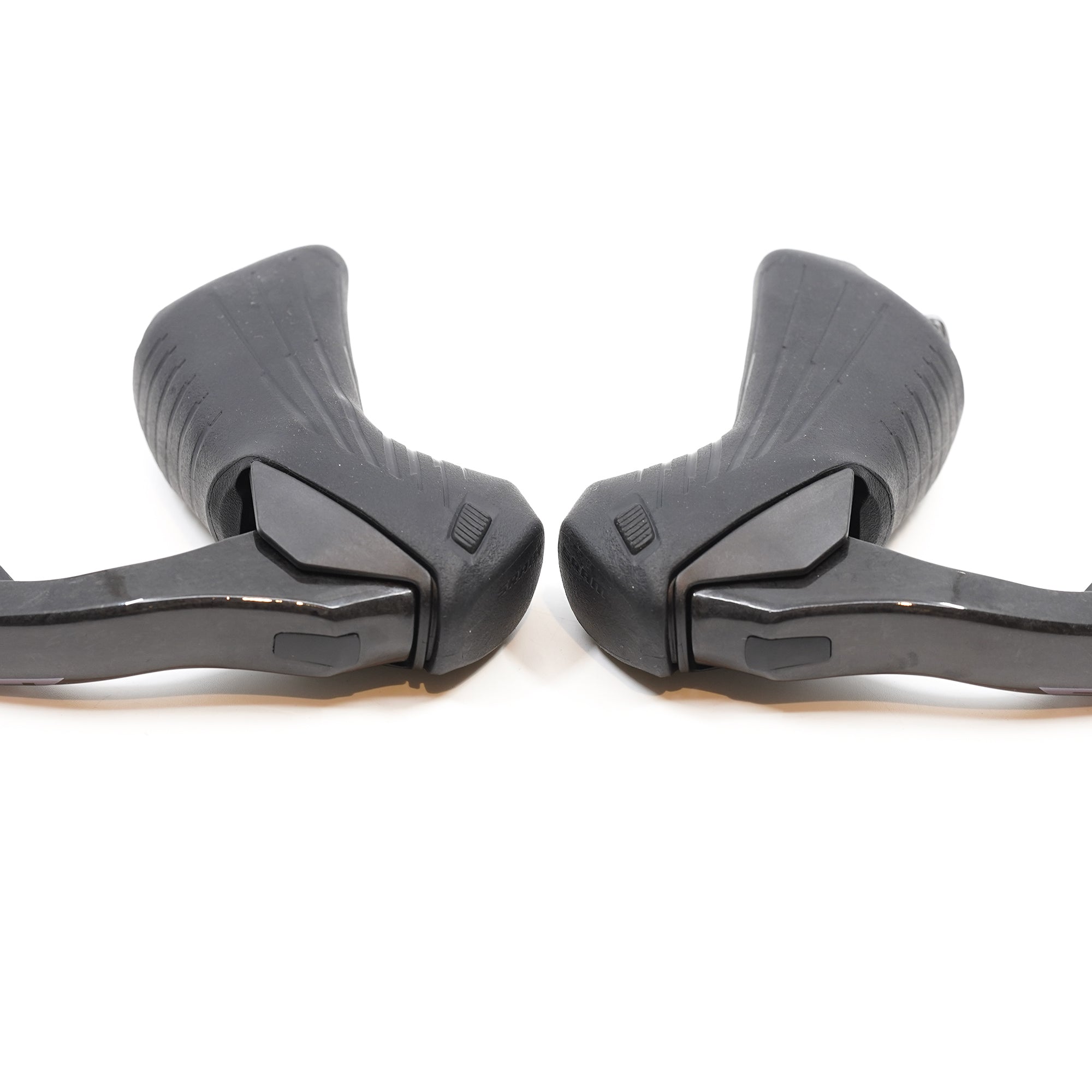 SRAM FORCE AXS E1 变速器和卡钳