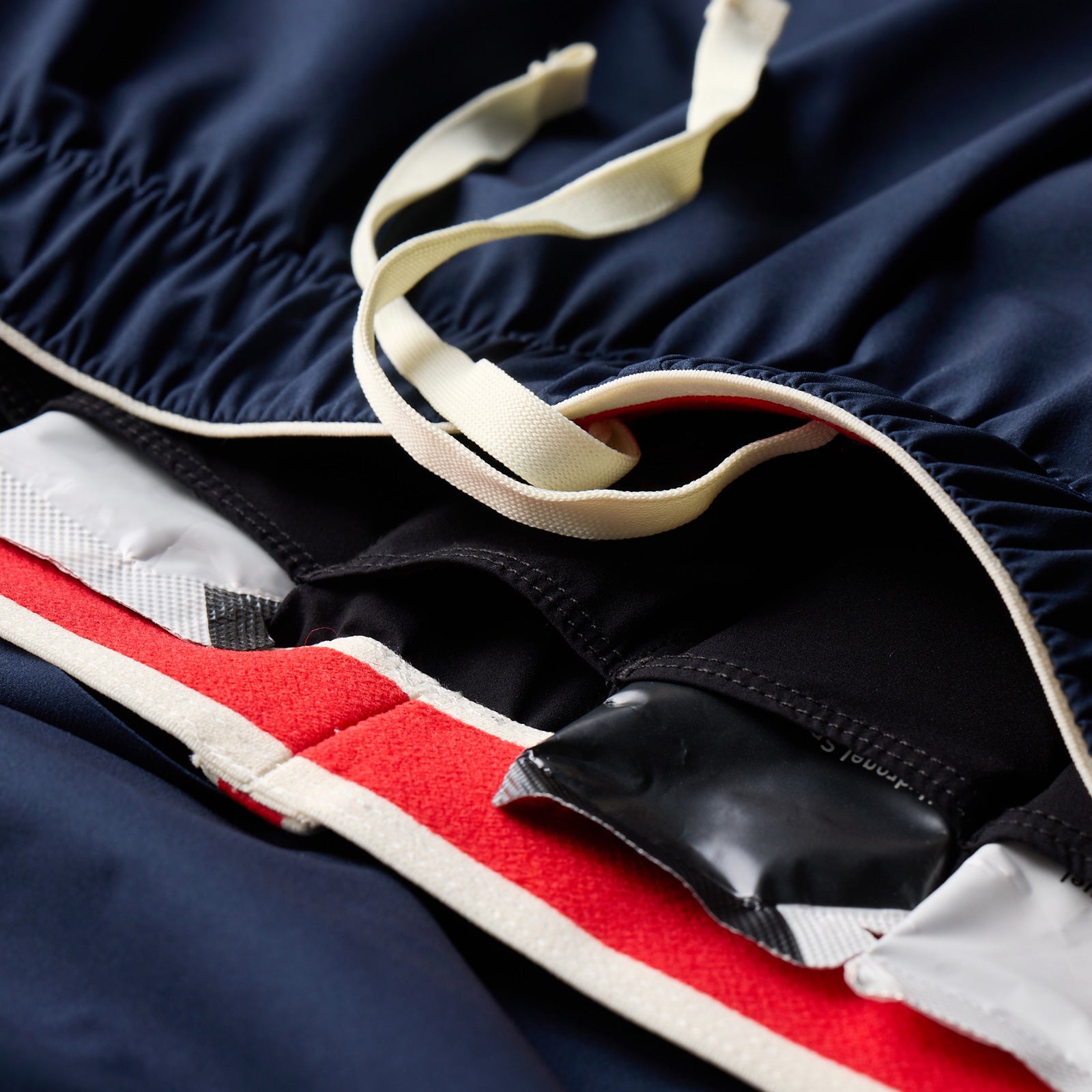 tracksmith-strata-shorts-black