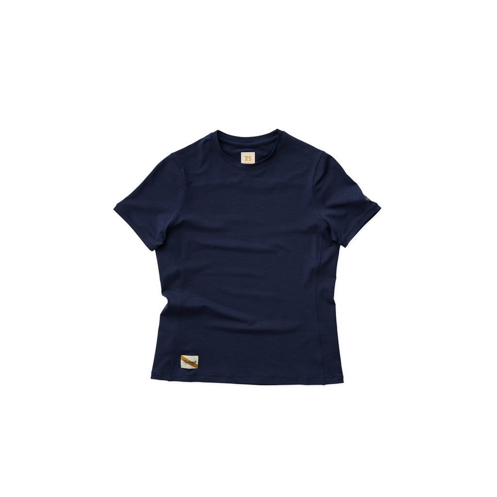 tracksmith-womens-session-tee-navy
