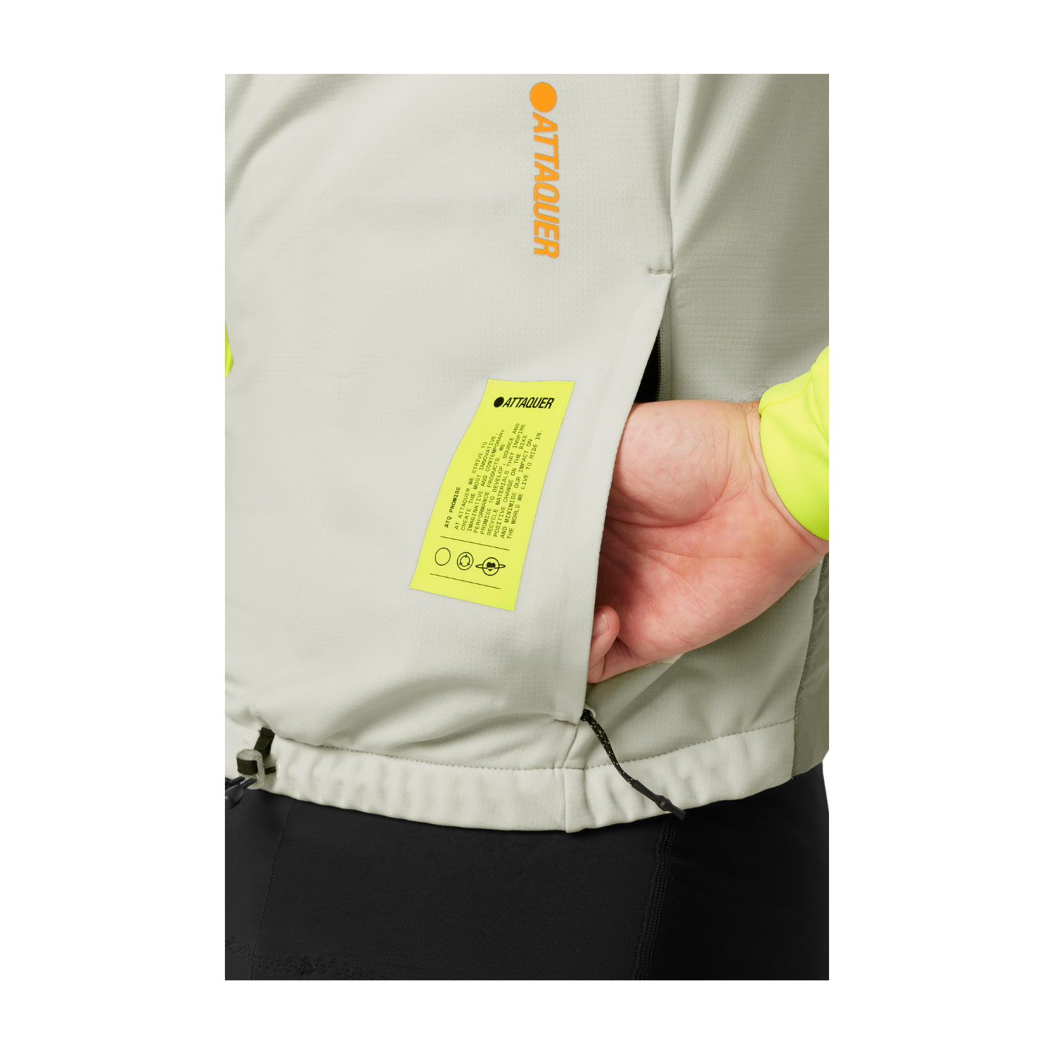 Attaquer All Day Anatomic Insulator Gilet - Eggshell