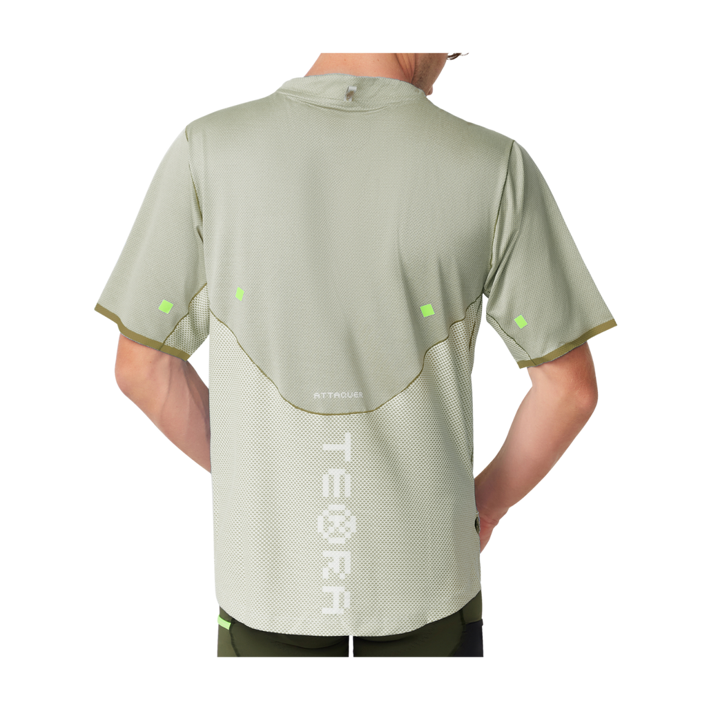 Attaquer Terra Short Sleeved Tech Tee - Sand
