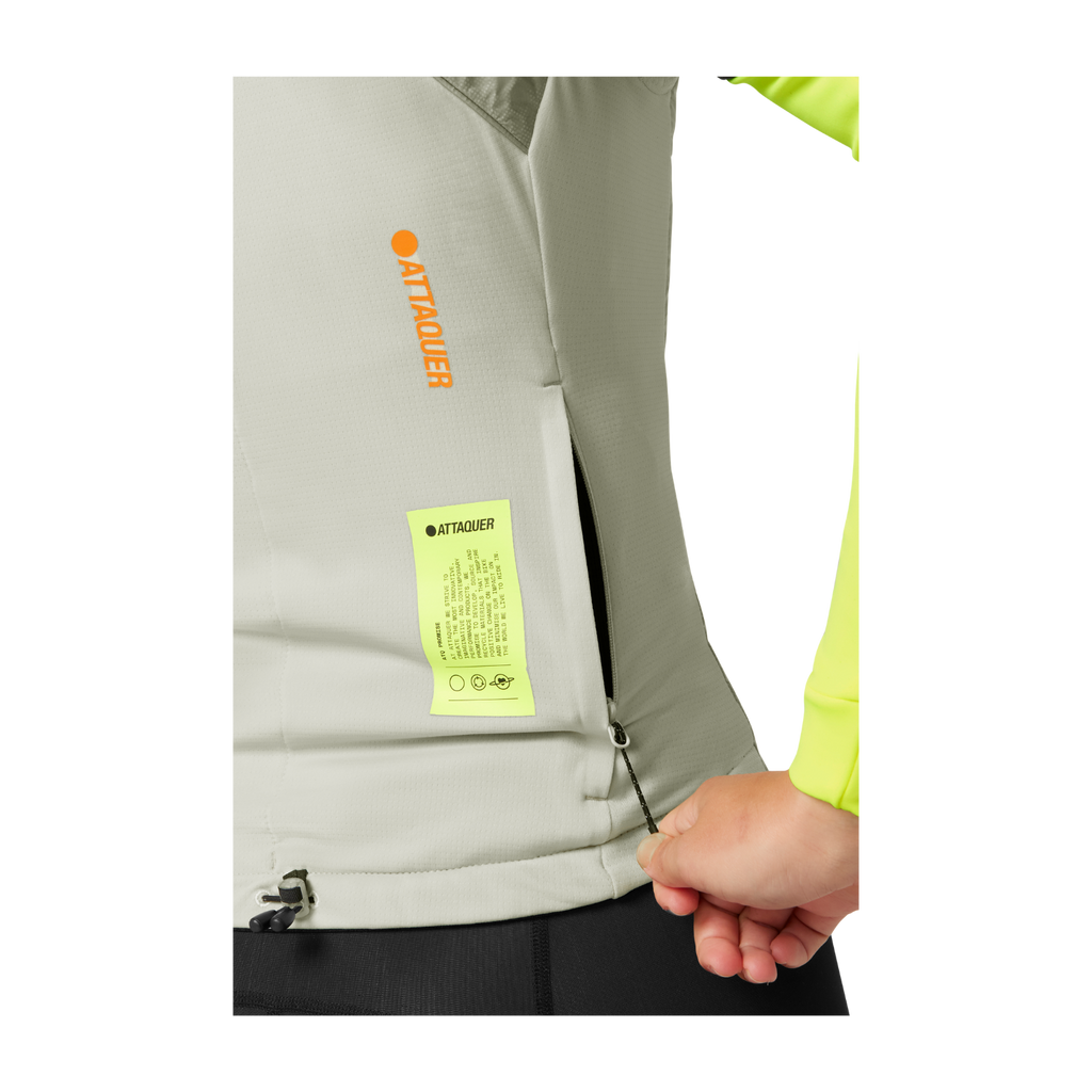 Attaquer Womens All Day Anatomic Insulator Gilet - Eggshell