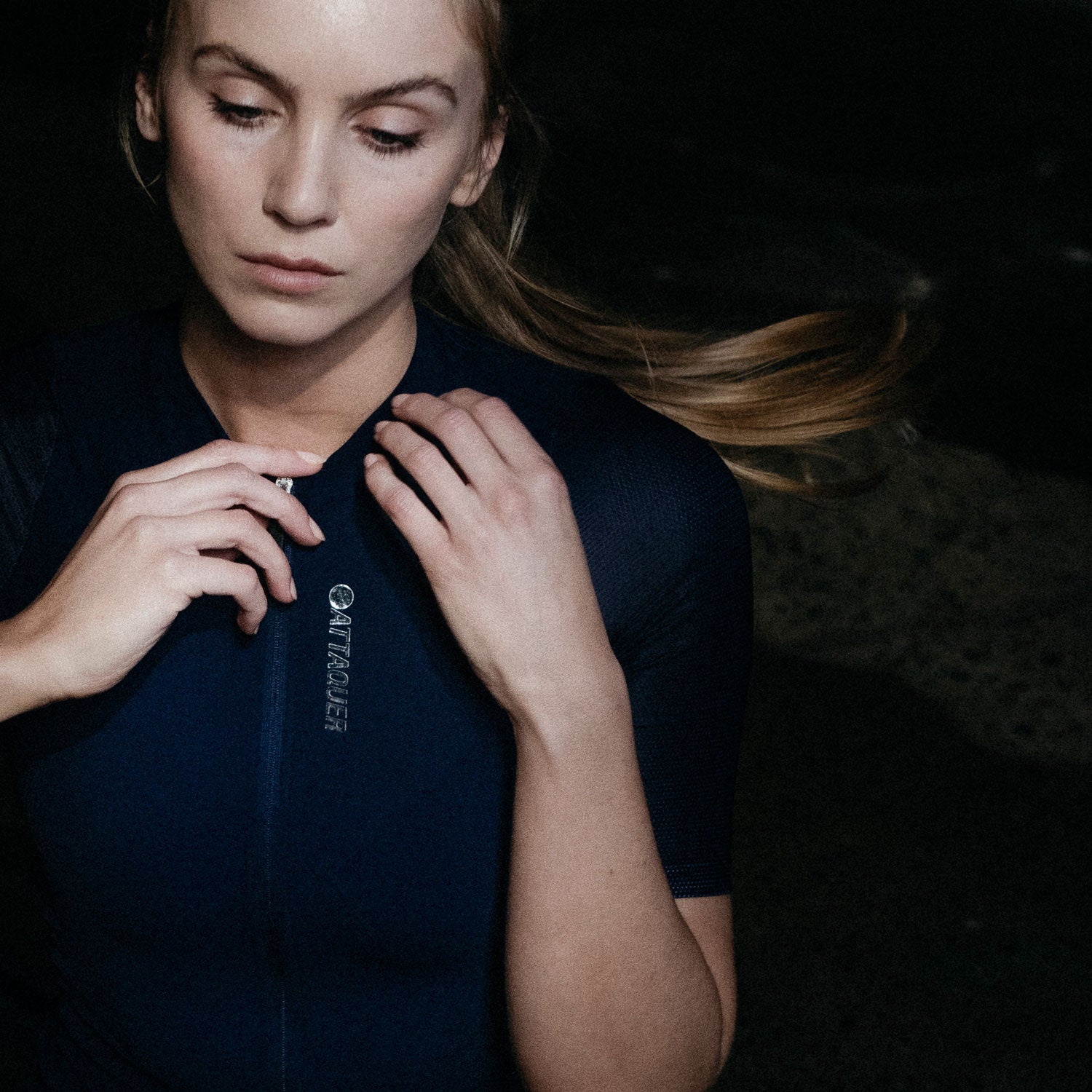 Attaquer Womens Race SS Jersey 2.0 Navy lifestyle