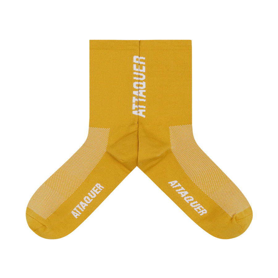 attaquer-vertical-logo-socks-wattle-side