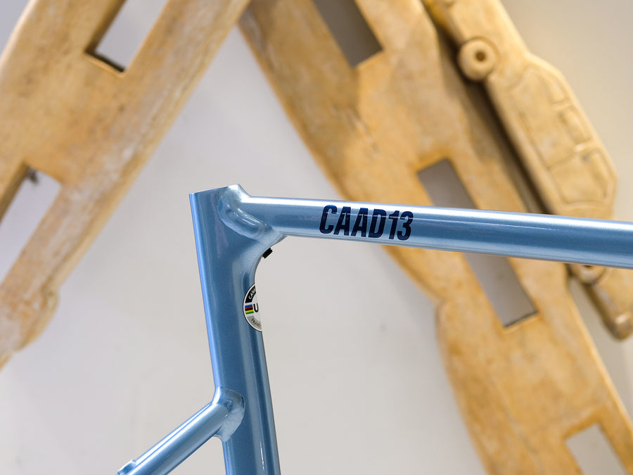 cannondale-caad13-rim-brake-frameset-glacier-blue-limited-edition-seat