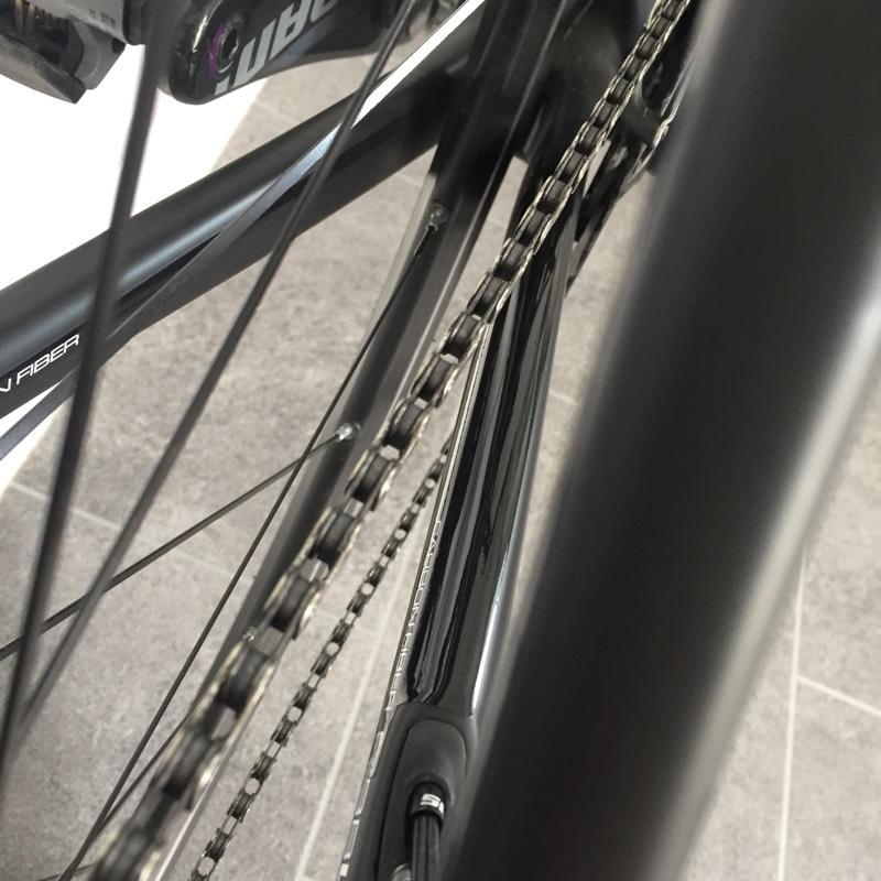 cyclistick-chainstay-protector-set-on-bike