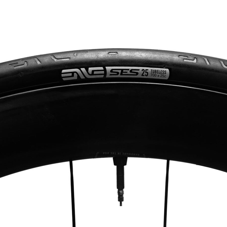 enve-ses-road-tubeless-clincher-tyre-black-front