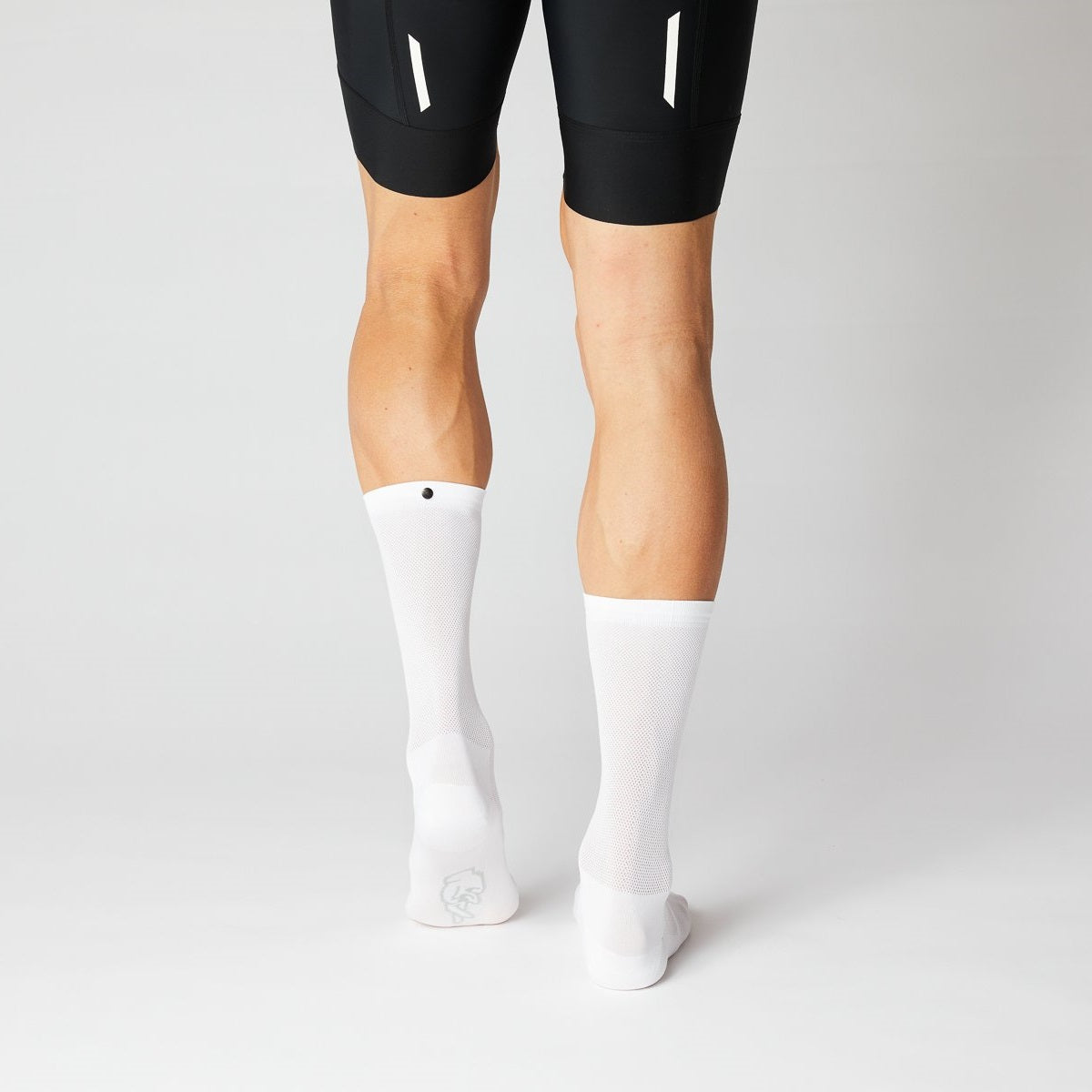 fingerscrossed-super-light-socks-white