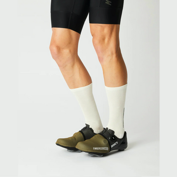 fingerscrossed-toe-caps-olive