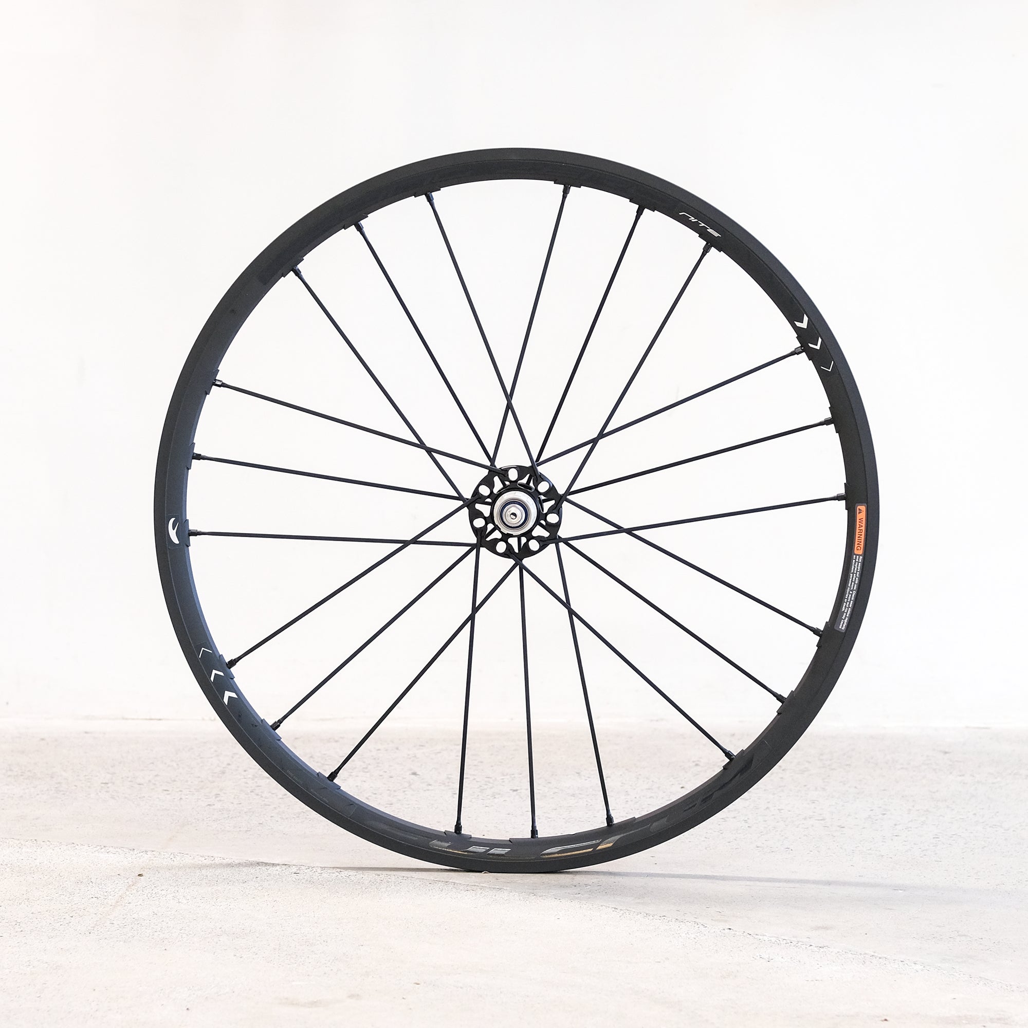 fulcrum-racing-zero-nite-rim-brake-clincher-wheelset-rear