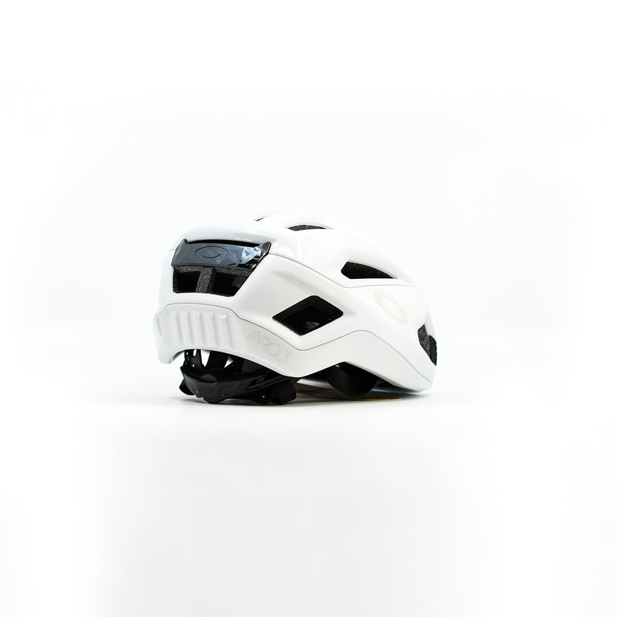 oakley-aro3-endurance-mips-helmet-polished-matte-white-reflective