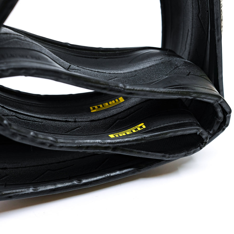 pas-normal-studios-x-pirelli-p-zero-race-tlr-tubeless-tyre-limited-edition-detail