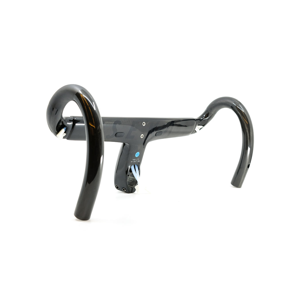 seka-exceed-integrated-aero-handlebar-side