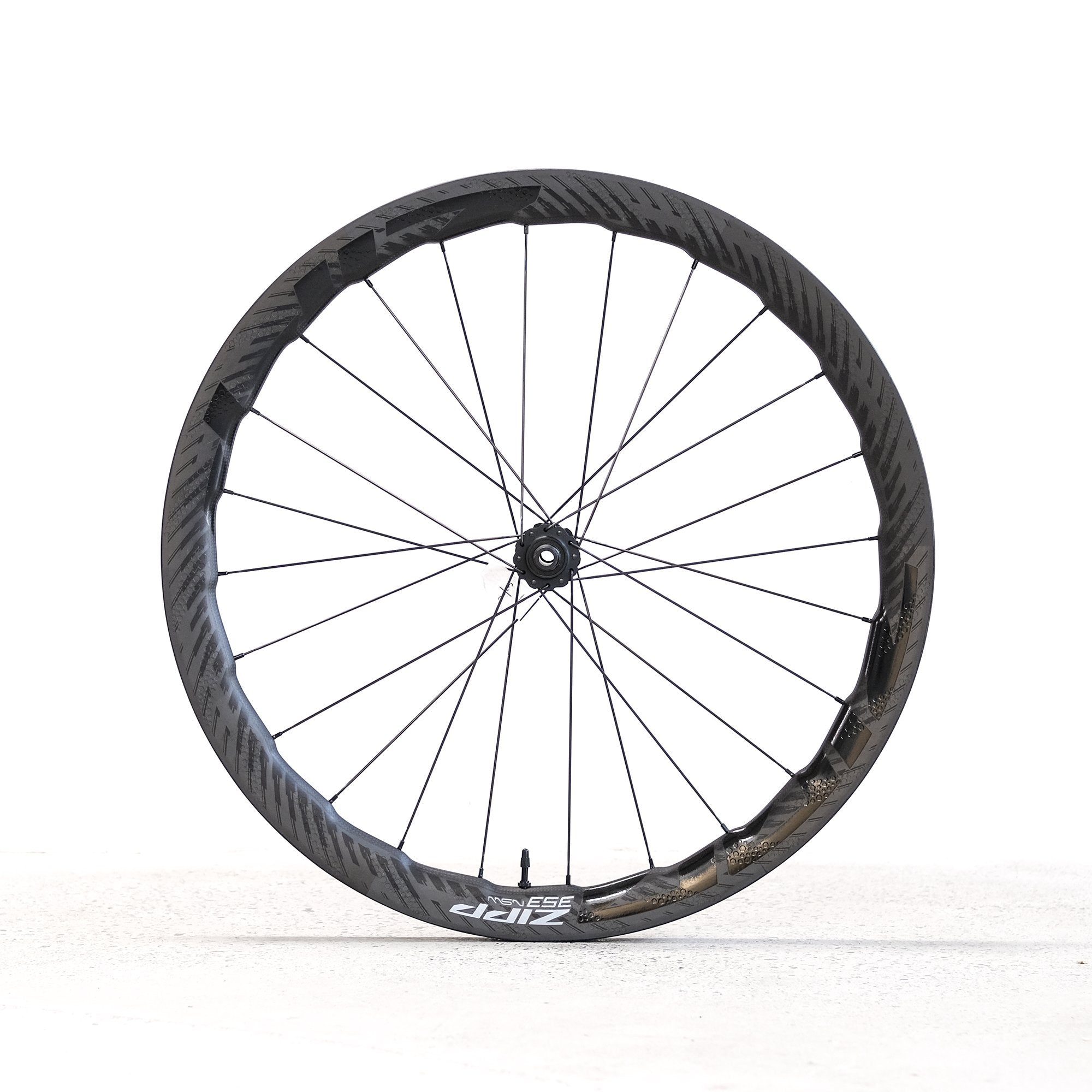 zipp-353-nsw-carbon-tubeless-disc-brake-wheelset